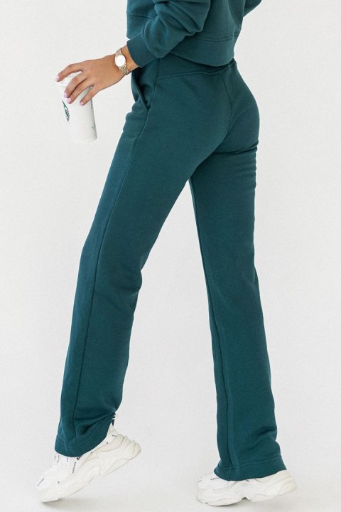 Spodnie Dresowe Model Lamia T22 Green - IVON Spodnie Dresowe Model Lamia T22 Green - IVON