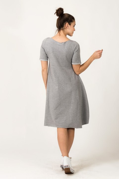 Sukienka Model Nadia 6 Light Grey - Tessita Sukienka Model Nadia 6 Light Grey - Tessita