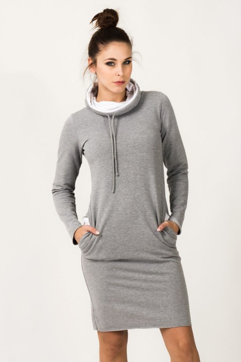 Sukienka Model Kaja 7 Light Grey/White - Tessita