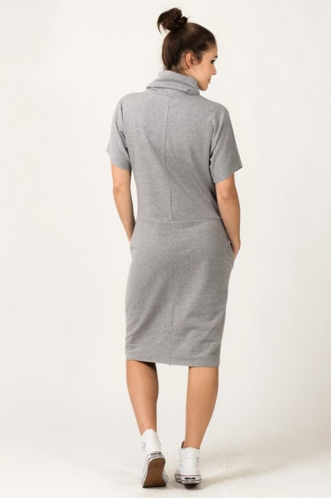 Sukienka Model Irmina 2 Light Grey - Tessita Sukienka Model Irmina 2 Light Grey - Tessita