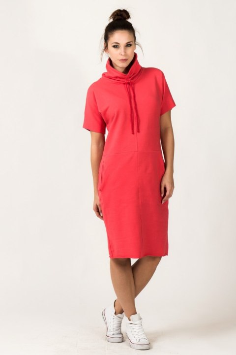 Sukienka Model Irmina 5 Coral - Tessita Sukienka Model Irmina 5 Coral - Tessita