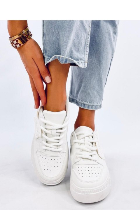 Sneakersy na platformie BROADY ALLWHITE - Inello Sneakersy na platformie BROADY ALLWHITE - Inello