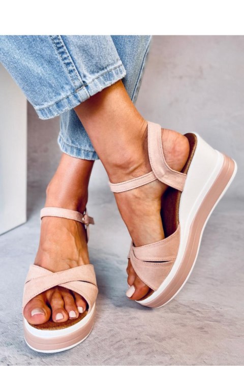 Sandałki na koturnie WINKLER PINK - Inello Sandałki na koturnie WINKLER PINK - Inello