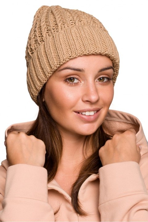 Czapka Damska Model BK057 Camel - BE Knit Czapka Damska Model BK057 Camel - BE Knit