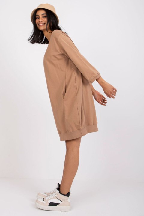 Sukienka Model RV-SK-6839.95 Camel - Relevance Sukienka Model RV-SK-6839.95 Camel - Relevance