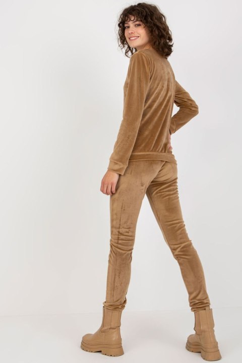 Spodnie Komplet Model RV-KMPL-8440.58P Camel - Relevance Spodnie Komplet Model RV-KMPL-8440.58P Camel - Relevance