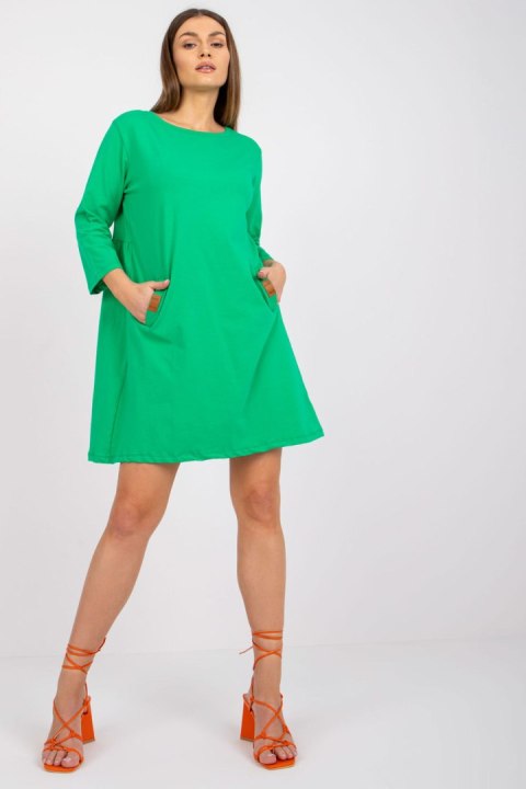 Sukienka Model RV-SK-6274.36P Green - Relevance Sukienka Model RV-SK-6274.36P Green - Relevance