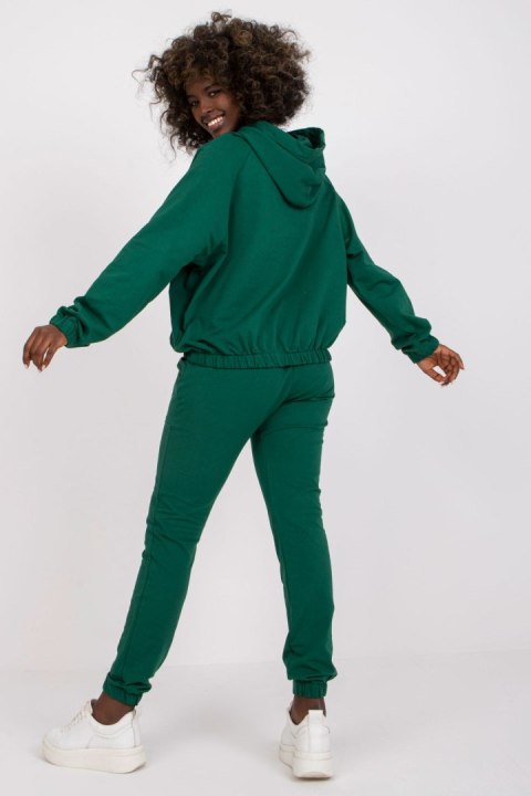 Spodnie Komplet Model RV-KMPL-7802.34P Dark Green - Relevance Spodnie Komplet Model RV-KMPL-7802.34P Dark Green - Relevance