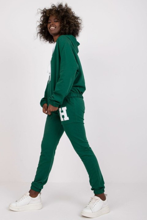 Spodnie Komplet Model RV-KMPL-7802.34P Dark Green - Relevance Spodnie Komplet Model RV-KMPL-7802.34P Dark Green - Relevance
