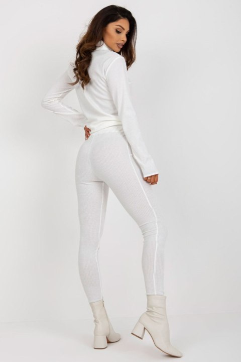 Legginsy Model LK-LG-509184.72P Ecru - Lakerta Legginsy Model LK-LG-509184.72P Ecru - Lakerta