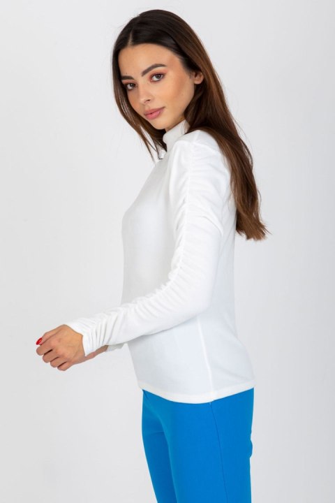 Bluzka Model RP-BZ-8181.81P Ecru - Rue Paris Bluzka Model RP-BZ-8181.81P Ecru - Rue Paris