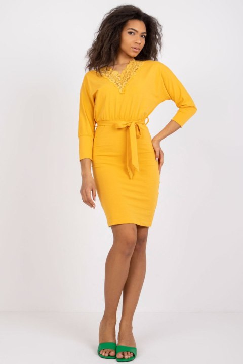 Sukienka Model RV-SK-7552.21 Light Orange - Rue Paris Sukienka Model RV-SK-7552.21 Light Orange - Rue Paris