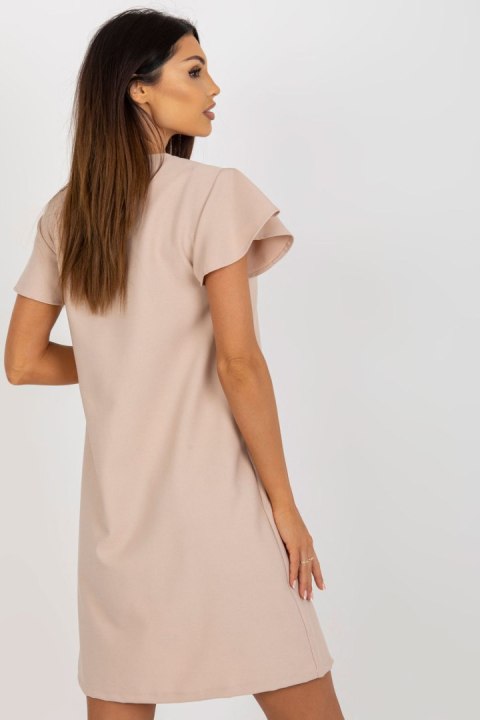 Sukienka Model WN-SK-VE45.09 Beige - Rue Paris Sukienka Model WN-SK-VE45.09 Beige - Rue Paris