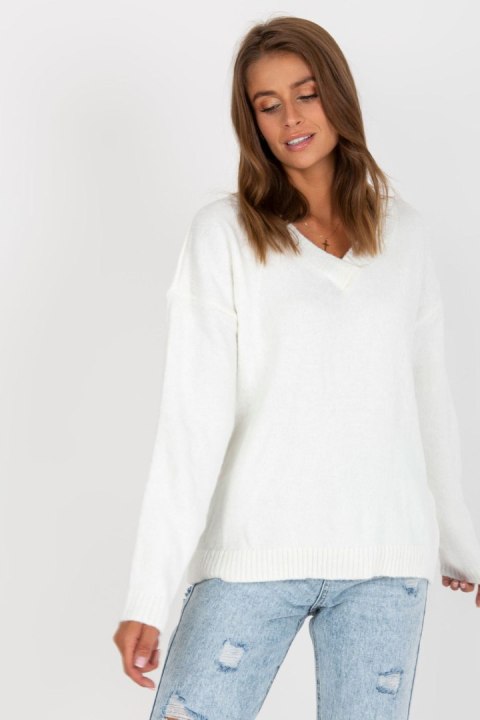 Sweter Damski Model LC-SW-0332.17 Ecru - Rue Paris Sweter Damski Model LC-SW-0332.17 Ecru - Rue Paris