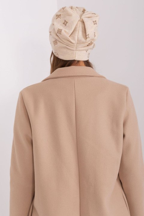 Czapka Model AT-CZ-2325.85 Light Beige - AT Czapka Model AT-CZ-2325.85 Light Beige - AT