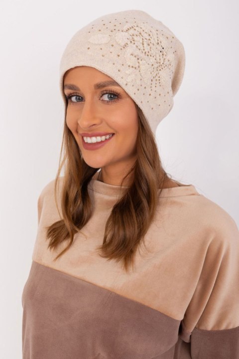Czapka Model AT-CZ-23250.01P Light Beige - AT Czapka Model AT-CZ-23250.01P Light Beige - AT