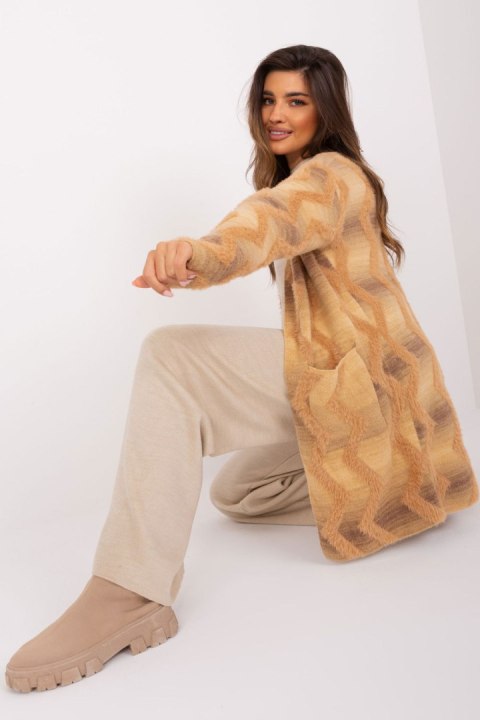 Sweter Kardigan Model AT-SW-234701.34 Beige - AT Sweter Kardigan Model AT-SW-234701.34 Beige - AT