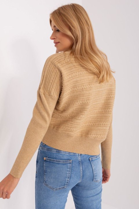 Sweter Damski Model AT-SW-2368.36X Camel - AT Sweter Damski Model AT-SW-2368.36X Camel - AT