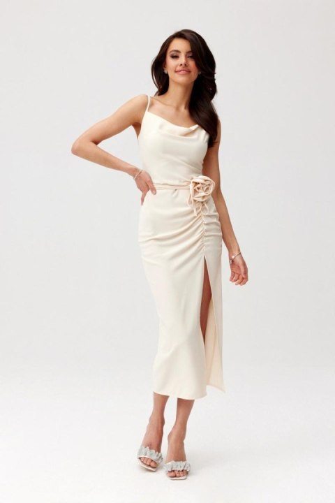Sukienka Model Maribel BEJ SUK0480 Light Beige - Roco Fashion Sukienka Model Maribel BEJ SUK0480 Light Beige - Roco Fashion