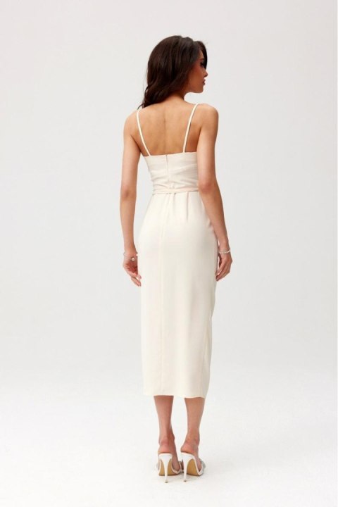Sukienka Model Maribel BEJ SUK0480 Light Beige - Roco Fashion Sukienka Model Maribel BEJ SUK0480 Light Beige - Roco Fashion